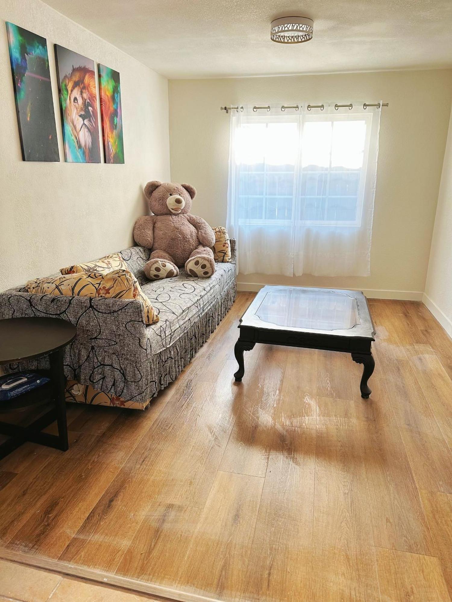 New Renovated Room With Shared Bathroom Hacienda Heights Dış mekan fotoğraf